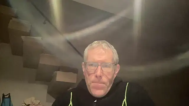 Snapshot of choupipat1 chatting on 01-19-26, 06:28 choupipat1 online show from 01-19-26, 06:28