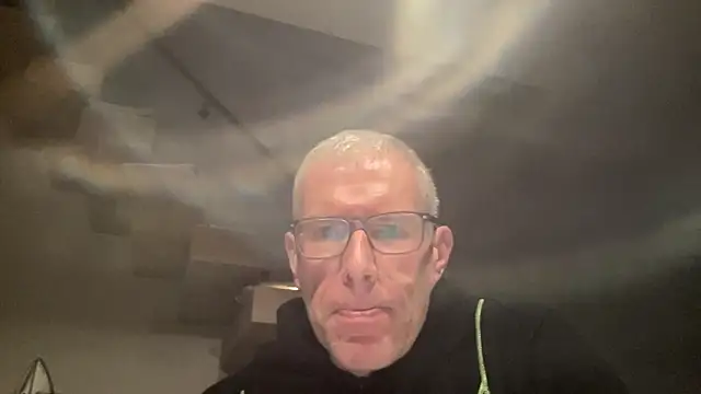 Snapshot of choupipat1 chatting on 03-02-26, 05:52 choupipat1 online show from 03-02-26, 05:52