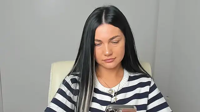 Lune Moon online show from 11-20-25, 07:08