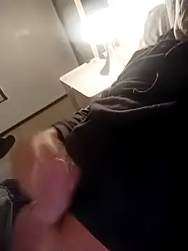 Nelson-Carter online show from 04-19-26, 02:33