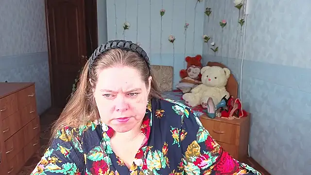 Audrey Aura online show from 09-19-25, 05:09