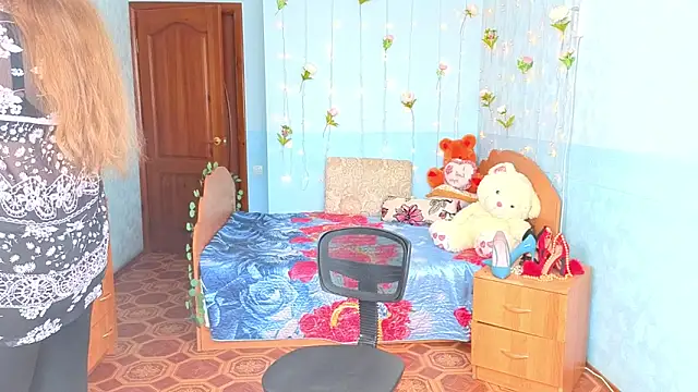 Audrey Aura online show from 09-22-25, 05:09