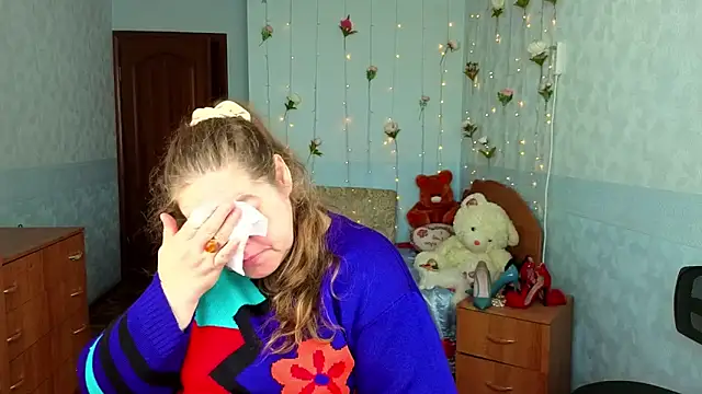 Audrey Aura online show from 09-30-25, 05:12