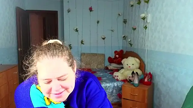 Audrey Aura online show from 10-06-25, 05:05