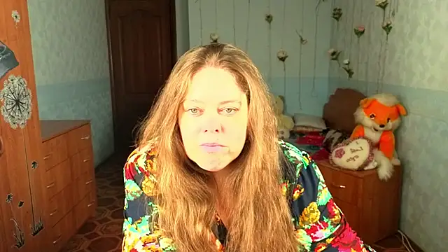 Audrey Aura online show from 11-13-25, 05:06