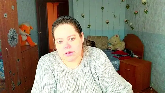 Audrey Aura online show from 11-26-25, 05:19