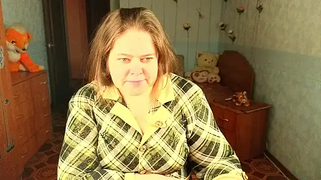 Audrey Aura online show from 11-30-25, 05:44