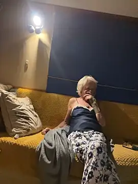 ladyboatlady online show from 09-13-25, 07:46