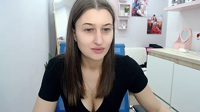 Snapshot of muriel_elvin chatting on 10-14-25, 08:15 muriel elvin online show from 10-14-25, 08:15