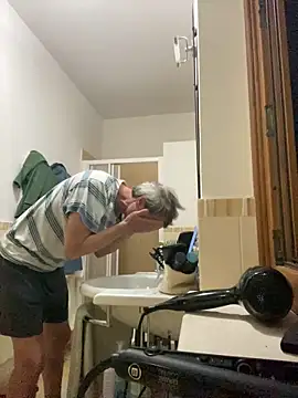 sasatimido online show from 09-09-25, 04:12