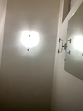 sasatimido online show from 10-21-25, 04:02