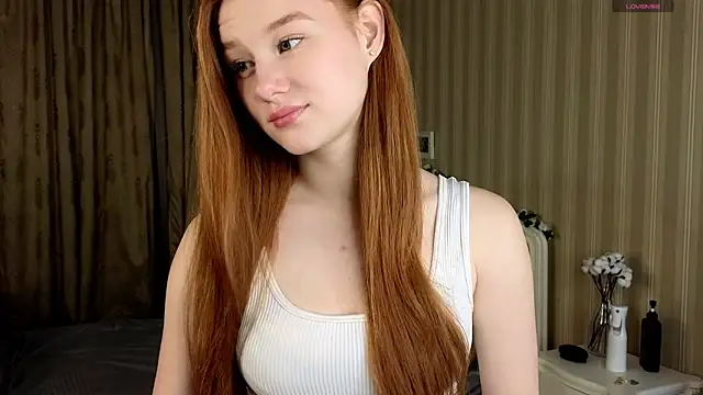 Snapshot of Juuulia_ chatting on 11-29-25, 02:53 Juuulia online show from 11-29-25, 02:53