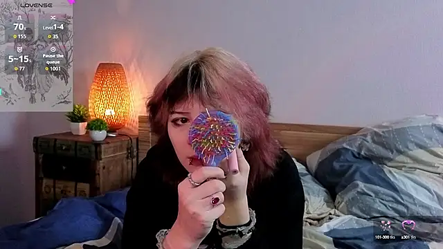 Snapshot of TaiteBeat chatting on 10-06-25, 05:43 TaiteBeat online show from 10-06-25, 05:43