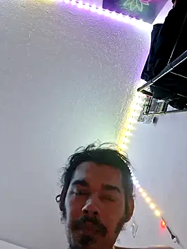 Snapshot of MeTazty294 chatting on 09-29-25, 08:08 MeTazty294 online show from 09-29-25, 08:08