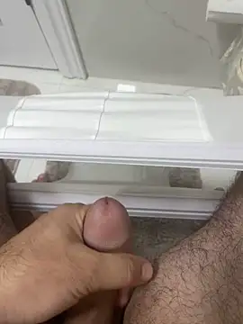 Heros2000 online show from 12-20-25, 05:47