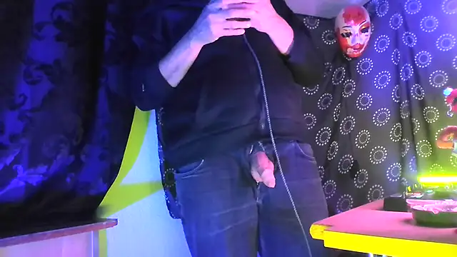 Snapshot of DjDiCKmannOnE chatting on 02-01-26, 05:28 DjDiCKmannOnE online show from 02-01-26, 05:28