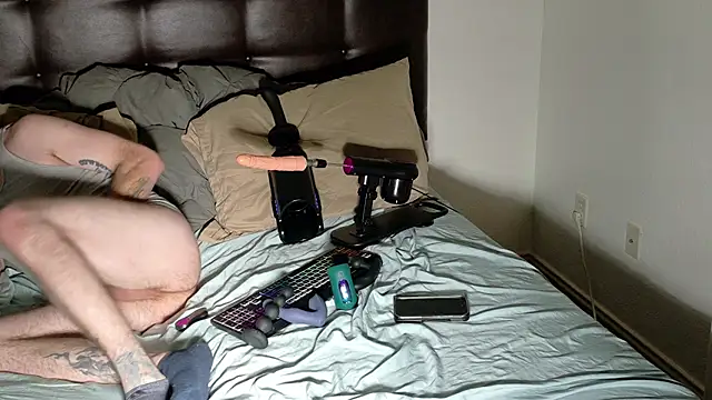 danoo84 online show from 12-02-25, 05:57