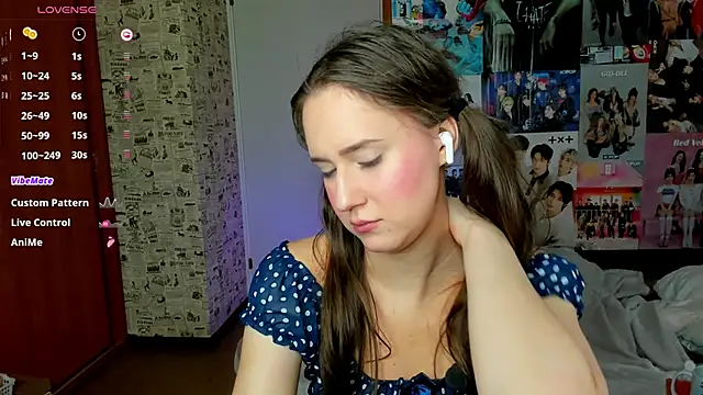 LucyRose3 online show from 09-29-25, 04:56