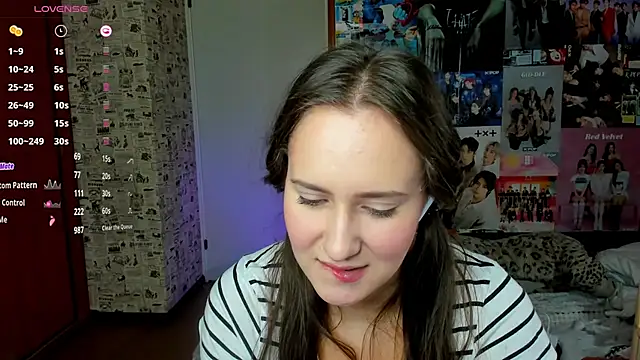 LucyRose3 online show from 10-03-25, 05:32