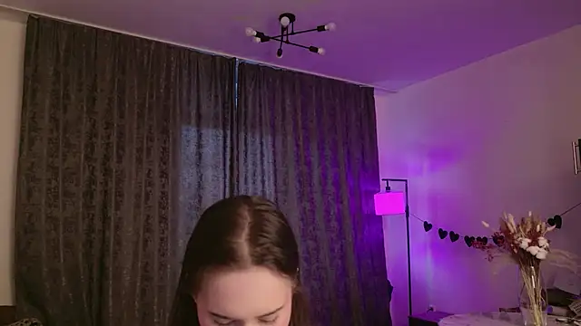 Snapshot of LucyRose3 chatting on 02-24-26, 03:10 LucyRose3 online show from 02-24-26, 03:10