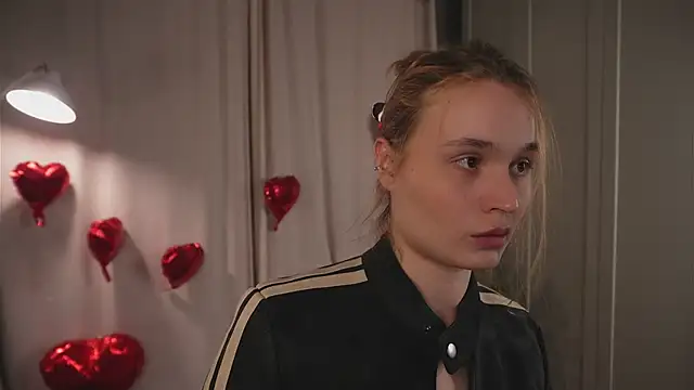 lisa schiele online show from 02-14-26, 08:49