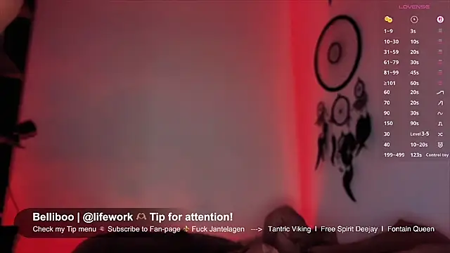 Snapshot of SwingWingWomanSweden chatting on 10-21-25, 06:25 SwingWingWomanSweden online show from 10-21-25, 06:25