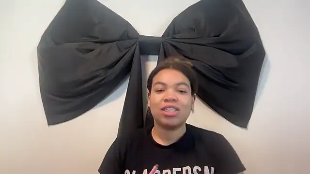 zahrabliss online show from 10-18-25, 04:41