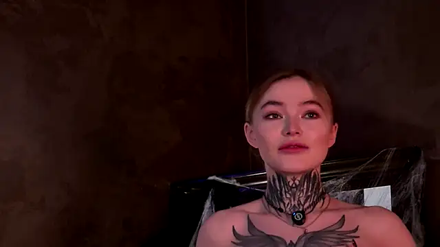 AriWild online show from 11-01-25, 04:03