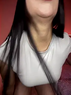 Snapshot of isabela_l chatting on 09-20-25, 11:28 isabela l online show from 09-20-25, 11:28