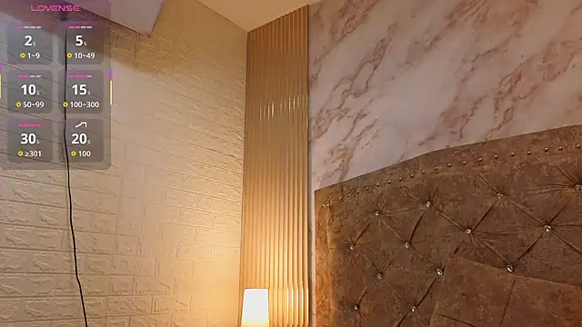 AnastasiaColeman online show from 11-21-25, 07:56