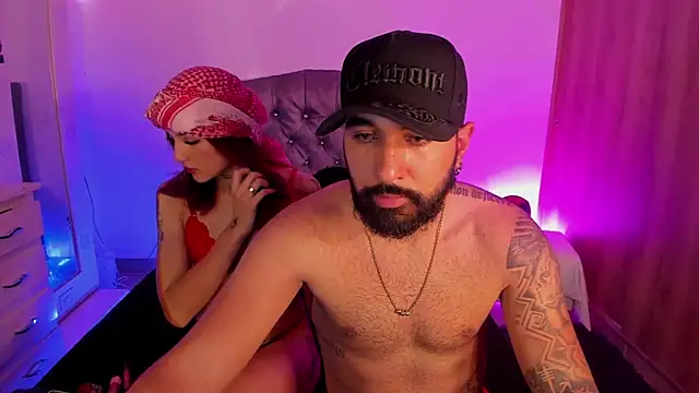 Snapshot of DanteAndVictoria chatting on 09-17-25, 05:20 DanteAndVictoria online show from 09-17-25, 05:20