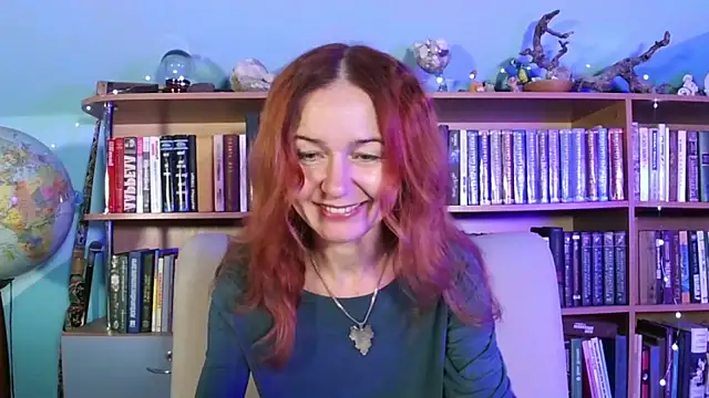 Foxilady357 online show from 11-17-25, 04:24