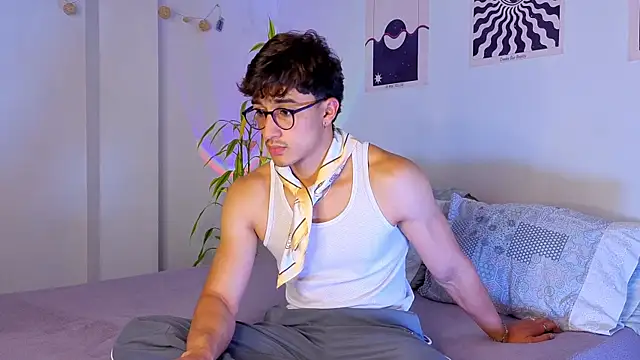 LatinReall online show from 09-12-25, 11:15