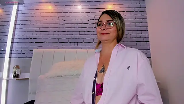 MelanyVegas online show from 09-19-25, 08:27