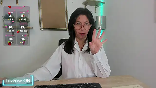 SabinaDeluxe cg online show from 10-11-25, 01:31