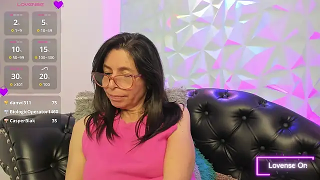 SabinaDeluxe cg online show from 11-20-25, 12:22