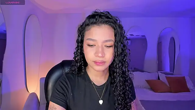 SophieHouston  online show from 10-26-25, 04:07