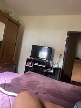 PIROCAGG21 online show from 10-27-25, 06:23