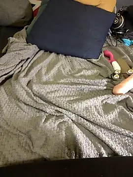 Snapshot of blue-moon23 chatting on 10-11-25, 03:39 blue-moon23 online show from 10-11-25, 03:39