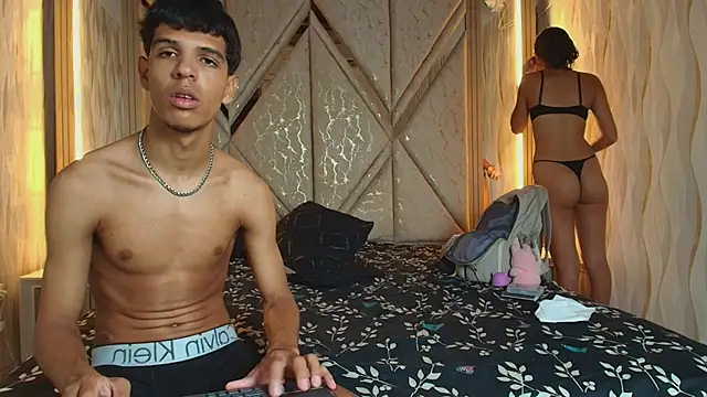 Hotcouple 222 online show from 01-15-26, 07:24