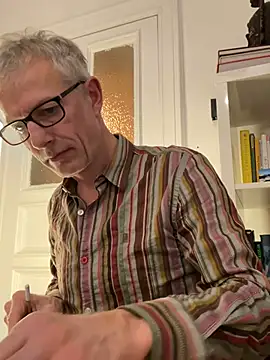 Snapshot of SexyLeon8 chatting on 02-10-25, 10:09 SexyLeon8 online show from 02-10-25, 10:09