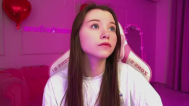 KeiraAsti online show from 02-10-26, 06:34