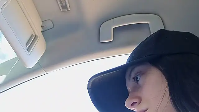 Snapshot of Pisypussy chatting on 09-21-25, 09:55 Pisypussy online show from 09-21-25, 09:55