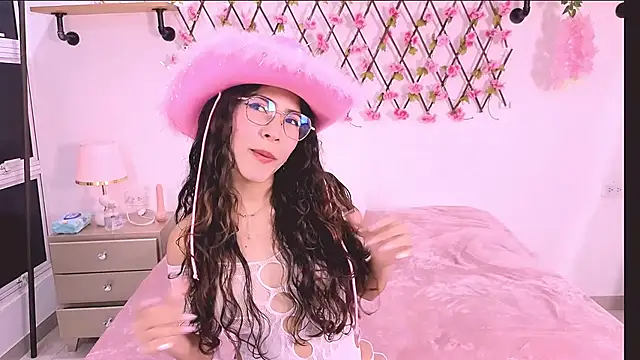 Snapshot of Akira_Hime chatting on 01-15-26, 02:49 Akira Hime online show from 01-15-26, 02:49