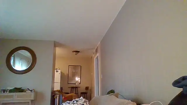 Miss honey94 online show from 11-16-25, 12:44