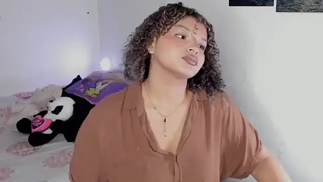 chloe kisses online show from 03-31-26, 12:05