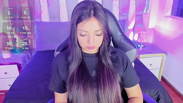 Adaara Rey online show from 10-17-25, 07:49