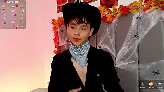 Snapshot of nico_leroy chatting on 10-19-25, 07:47 nico leroy online show from 10-19-25, 07:47