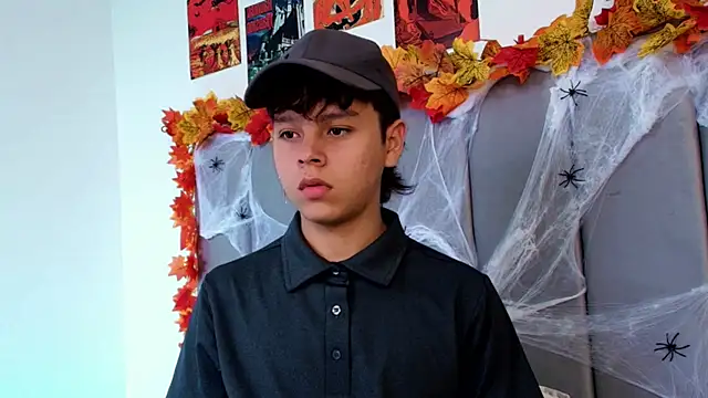 Snapshot of nico_leroy chatting on 10-30-25, 07:36 nico leroy online show from 10-30-25, 07:36