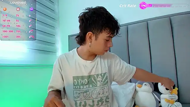 Snapshot of nico_leroy chatting on 11-28-25, 05:26 nico leroy online show from 11-28-25, 05:26